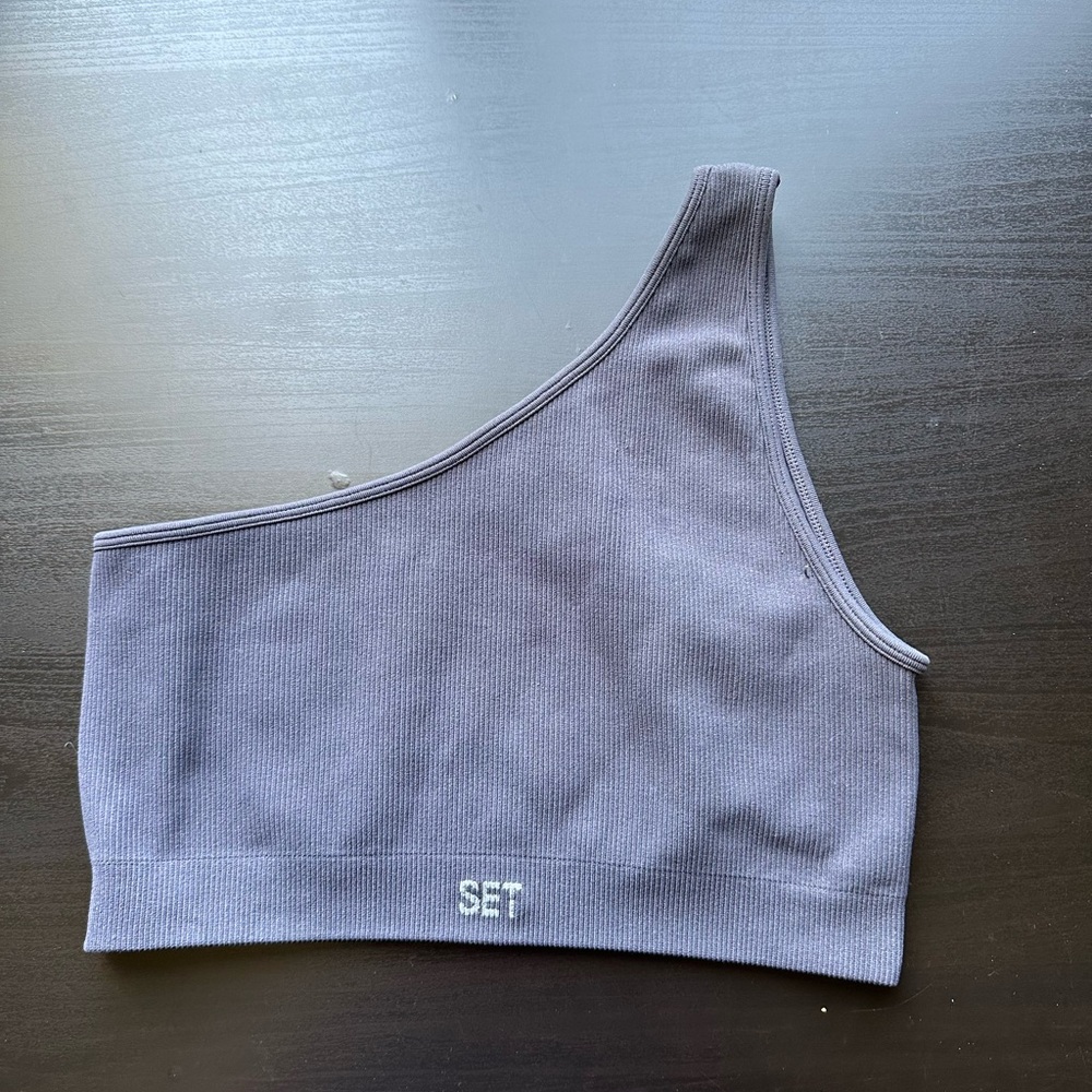SET ACTIVE Slate Gray Ribbed One Shoulder Sports Bra size Medium EUC